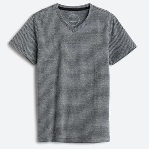 Boys V-neck tee